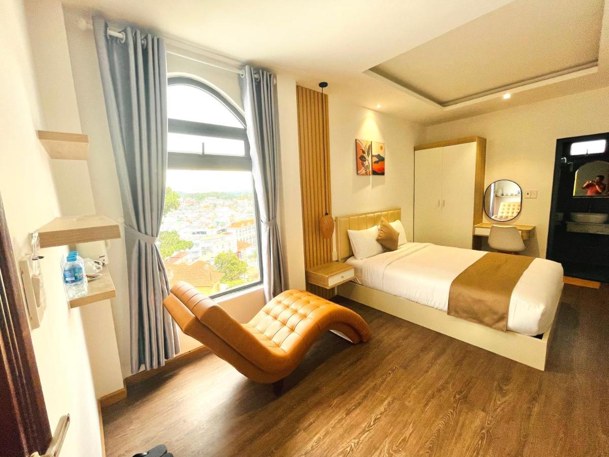 Torino Hotel Dalat Esterno foto