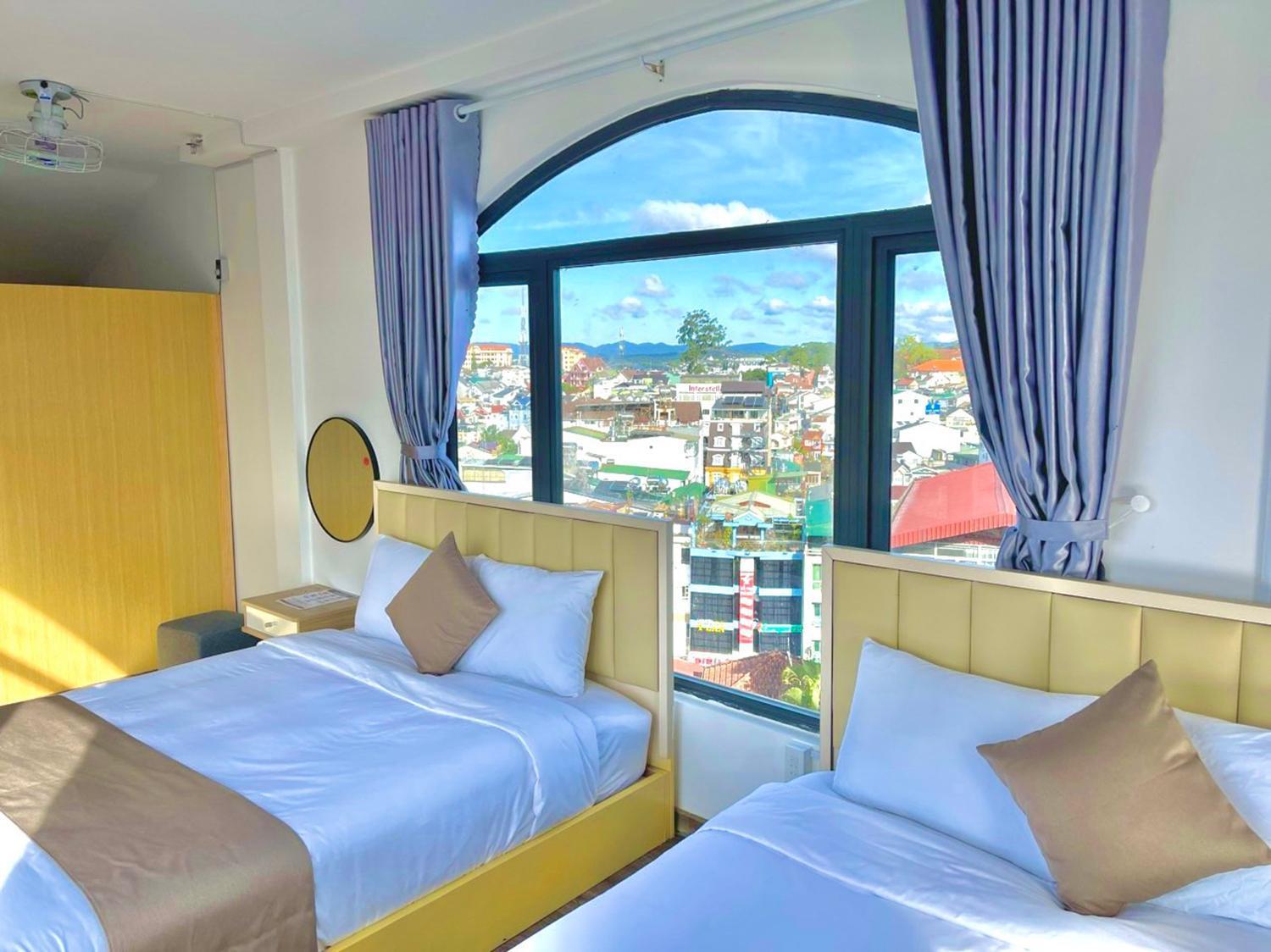 Torino Hotel Dalat Esterno foto